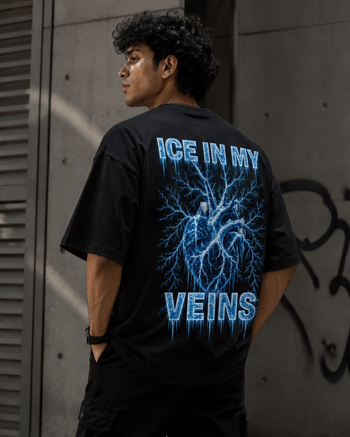 ICE IN MY VEINS Oversized Graphic T-Shirt